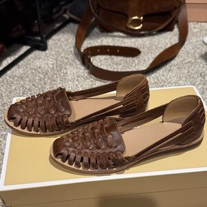 Nisolo Brown Leather Cutout Flats